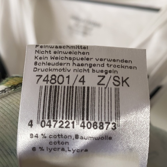 Marc Cain Sports zip front sleeveless tank, Sz 12 - Picture 4 of 12